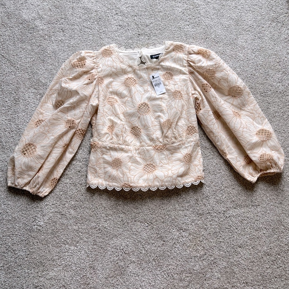 Express Cute TOP